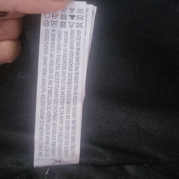 FOREVER 21 Faux Fur Vest - Picture 3 of 4